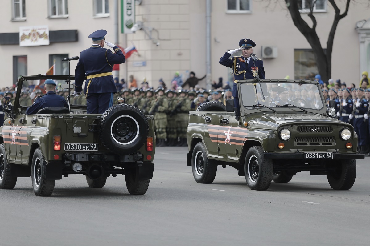 Парад войск Псковского гарнизона 9 мая 2017 года
