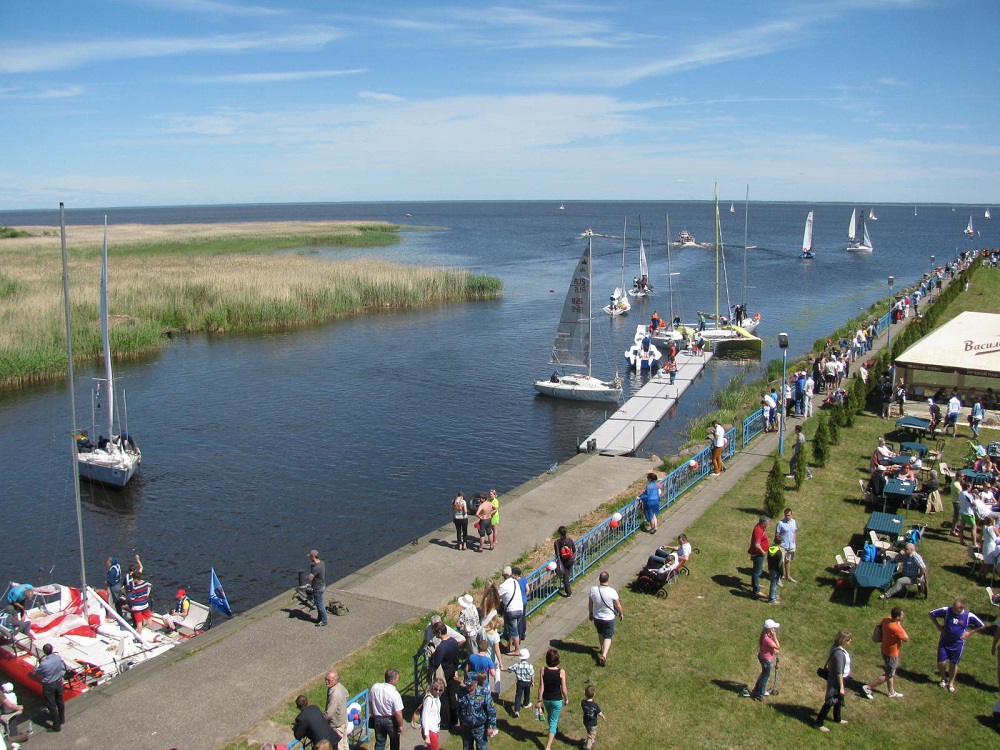 XII международная парусная регата на Псковском озере