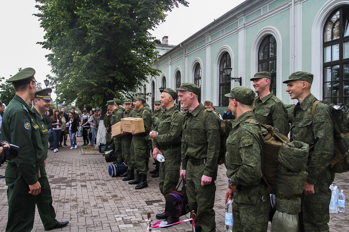 Проводы  псковских призывников к местам прохождения службы