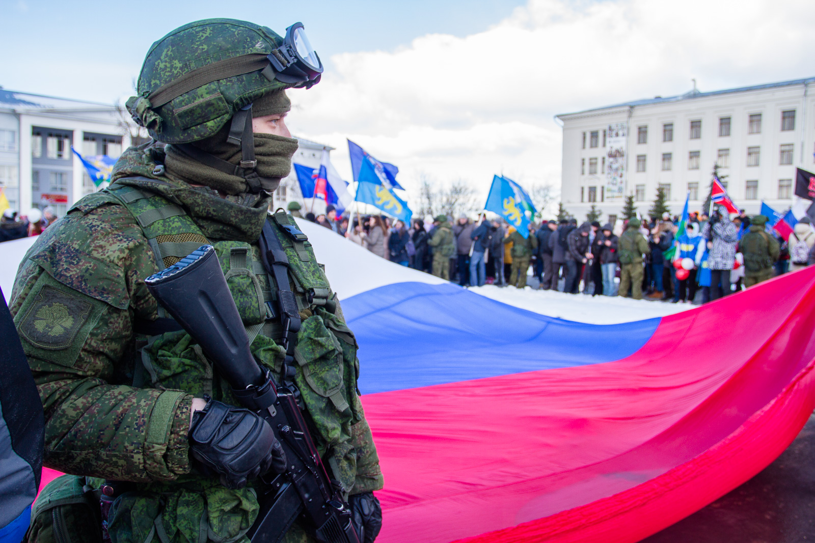 Митинг-концерт в Пскове в честь 2-й годовщины воссоединения Крыма с Россией