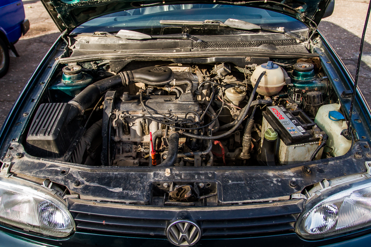 ВАЗ-2107 vs VW Golf III