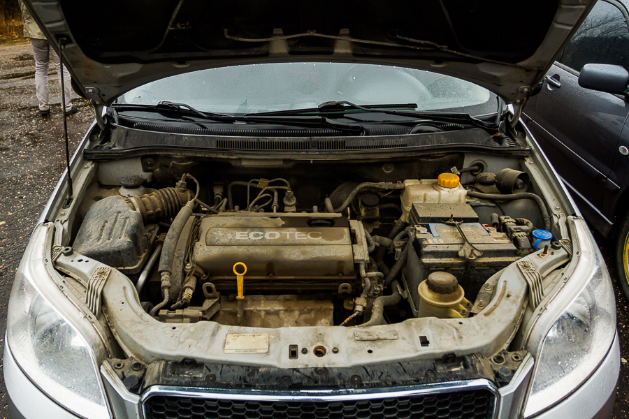 Chevrolet Aveo vs Mitsubishi Lancer