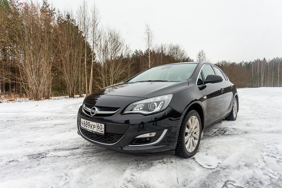 Opel Astra J