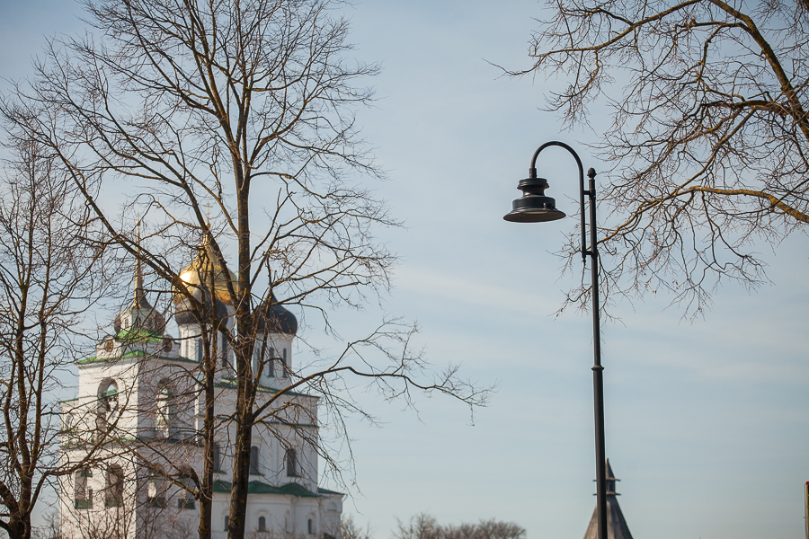 Фонари в парках Пскова