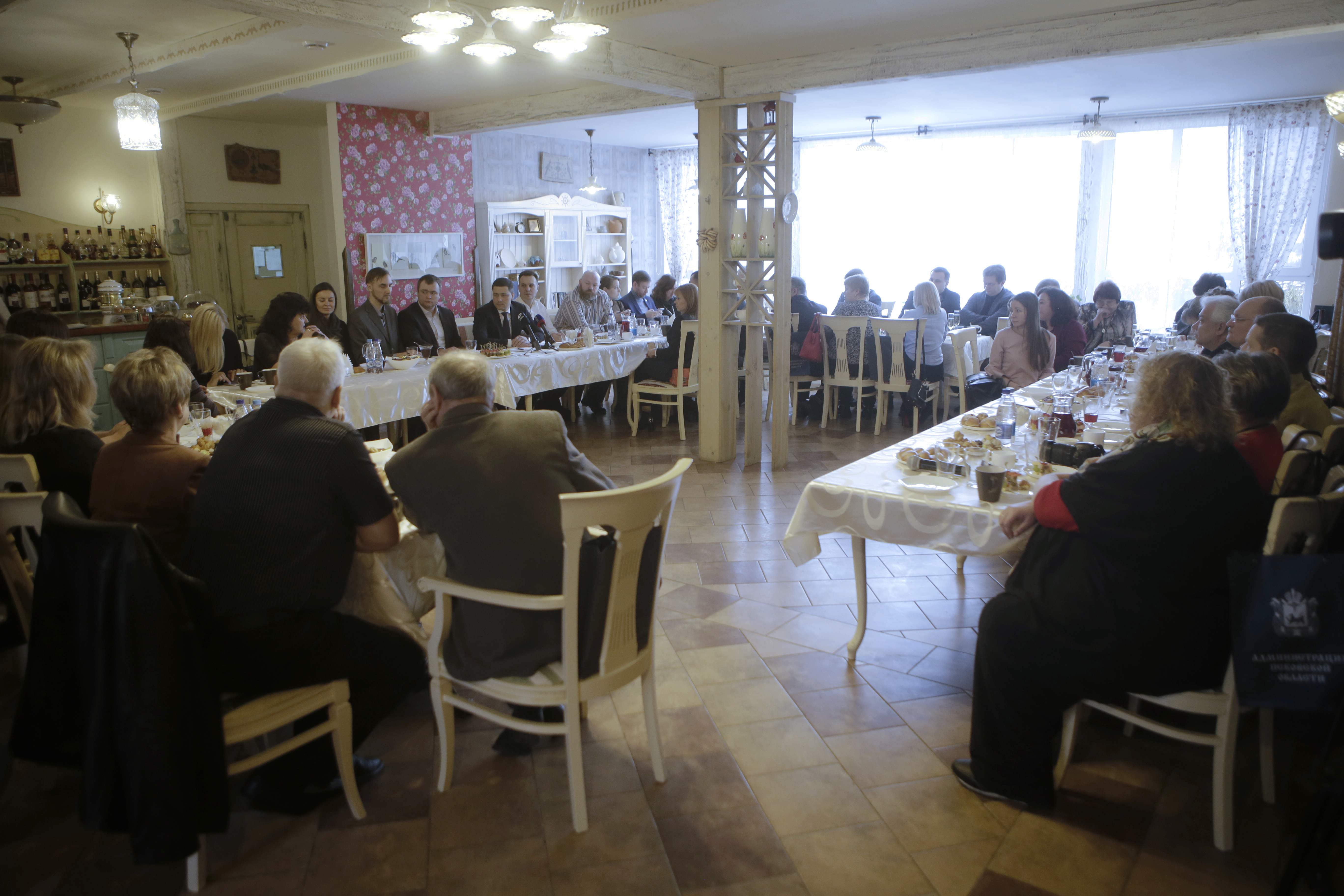 Встреча Михаила Ведерникова с региональными журналистами в День печати