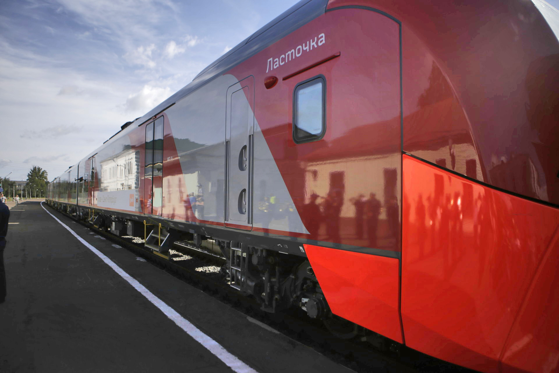 Ласточка в санкт петербург