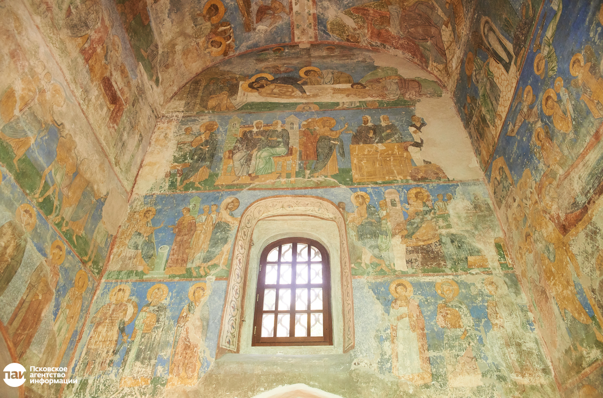 Совещание в Мирожском монастыре по вопросам сохранения объектов культурного наследия