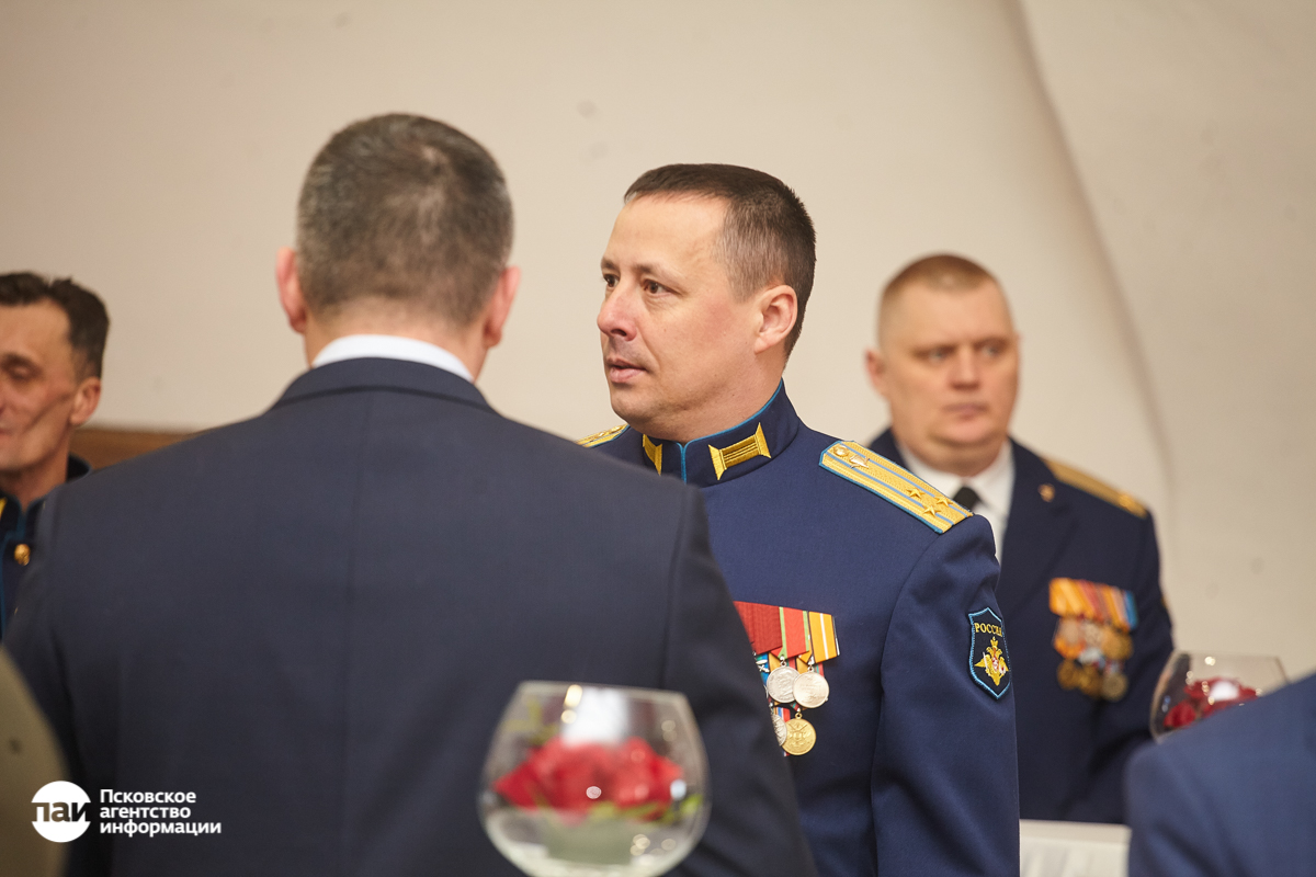 Михаил Ведерников провёл торжественный приём в честь Дня защитника Отечества