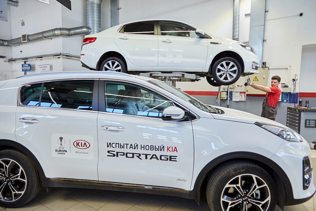 Сервисный центр KIA на улице Леона Поземского, 114 в Пскове