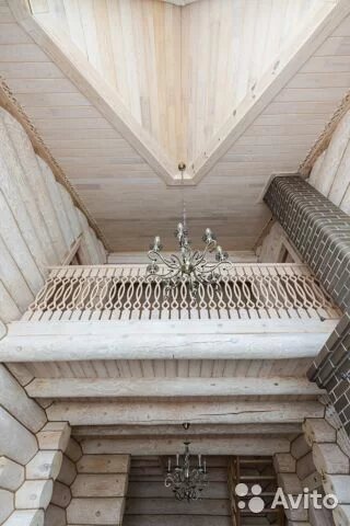 Бревенчатый дом в Стругокрасненском районе