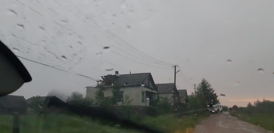 Ураган бушевал в нескольких районах Псковской области