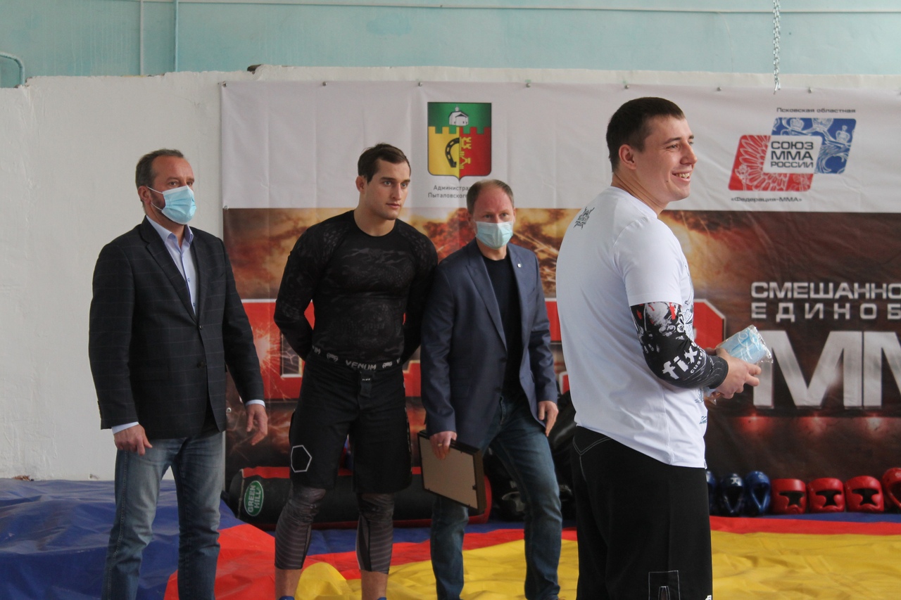 В Пыталово открылся новый спортзал