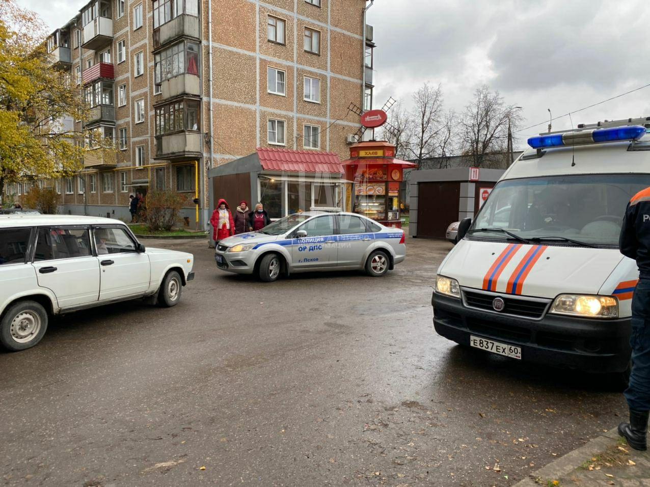 В Пскове водитель ВАЗа сбил женщину на велосипеде