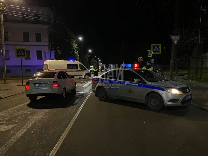 Два человека пострадали в ДТП на улице Гоголя в Пскове