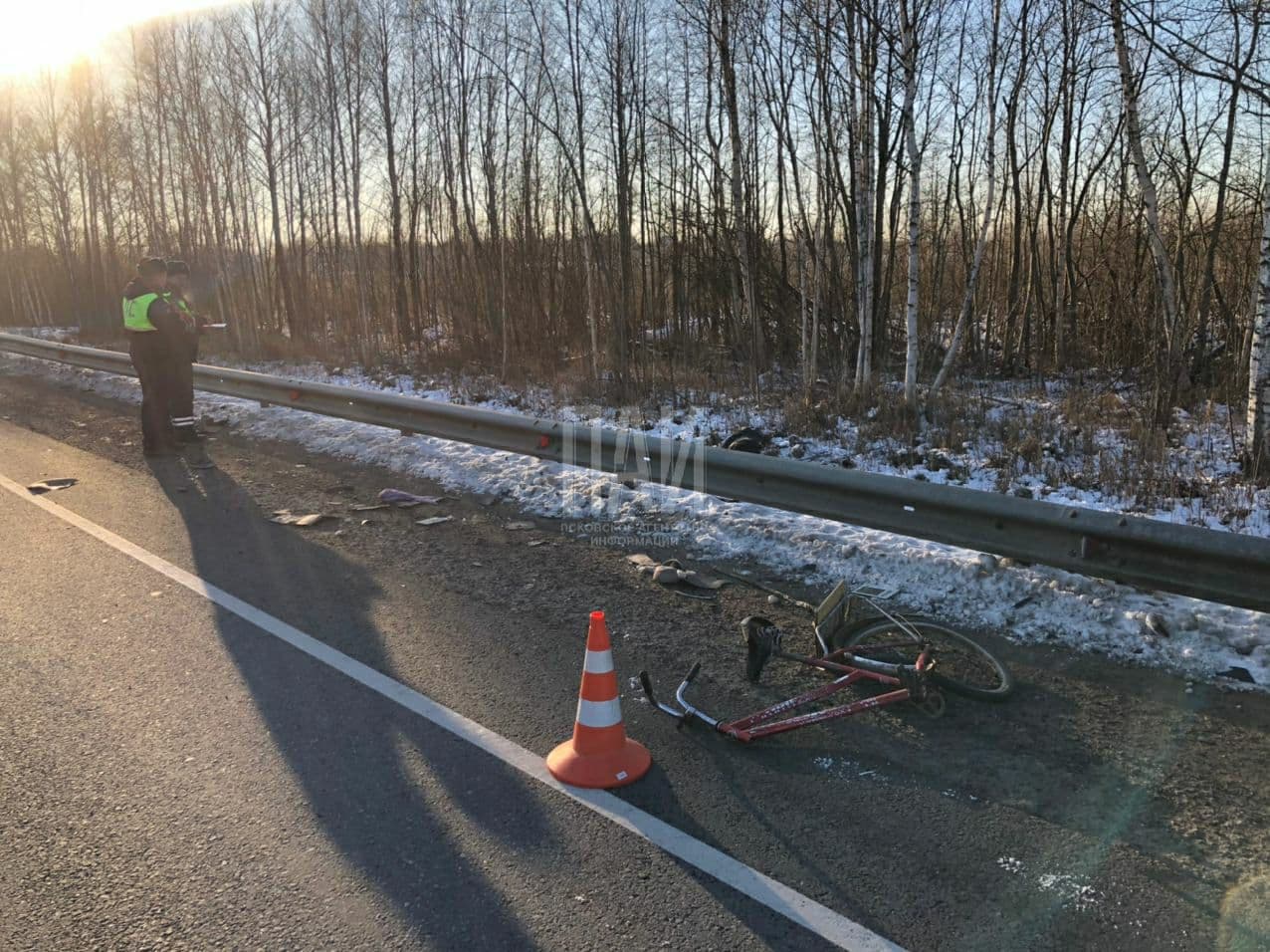 Водитель сбил насмерть женщину на велосипеде в Невельском районе