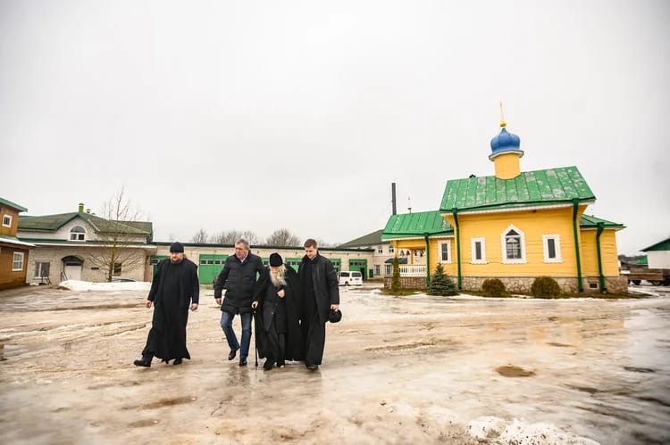 Псково-Печерскую обитель посетил старец схиархимандрит Илий (Ноздрин)