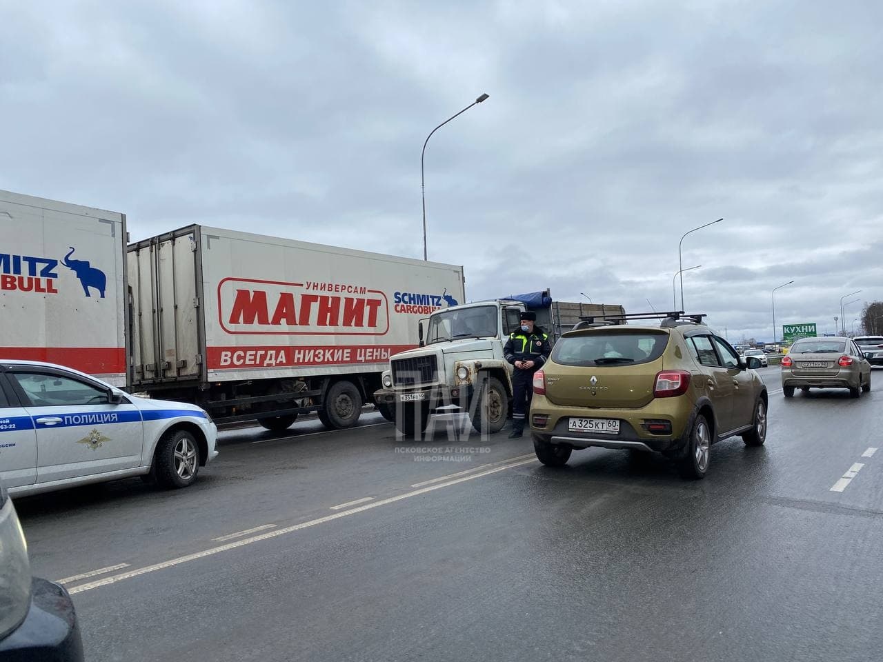 Массовое ДТП в Пскове