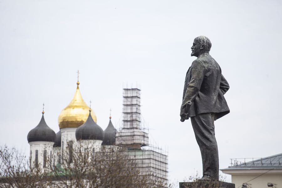 Ленин 