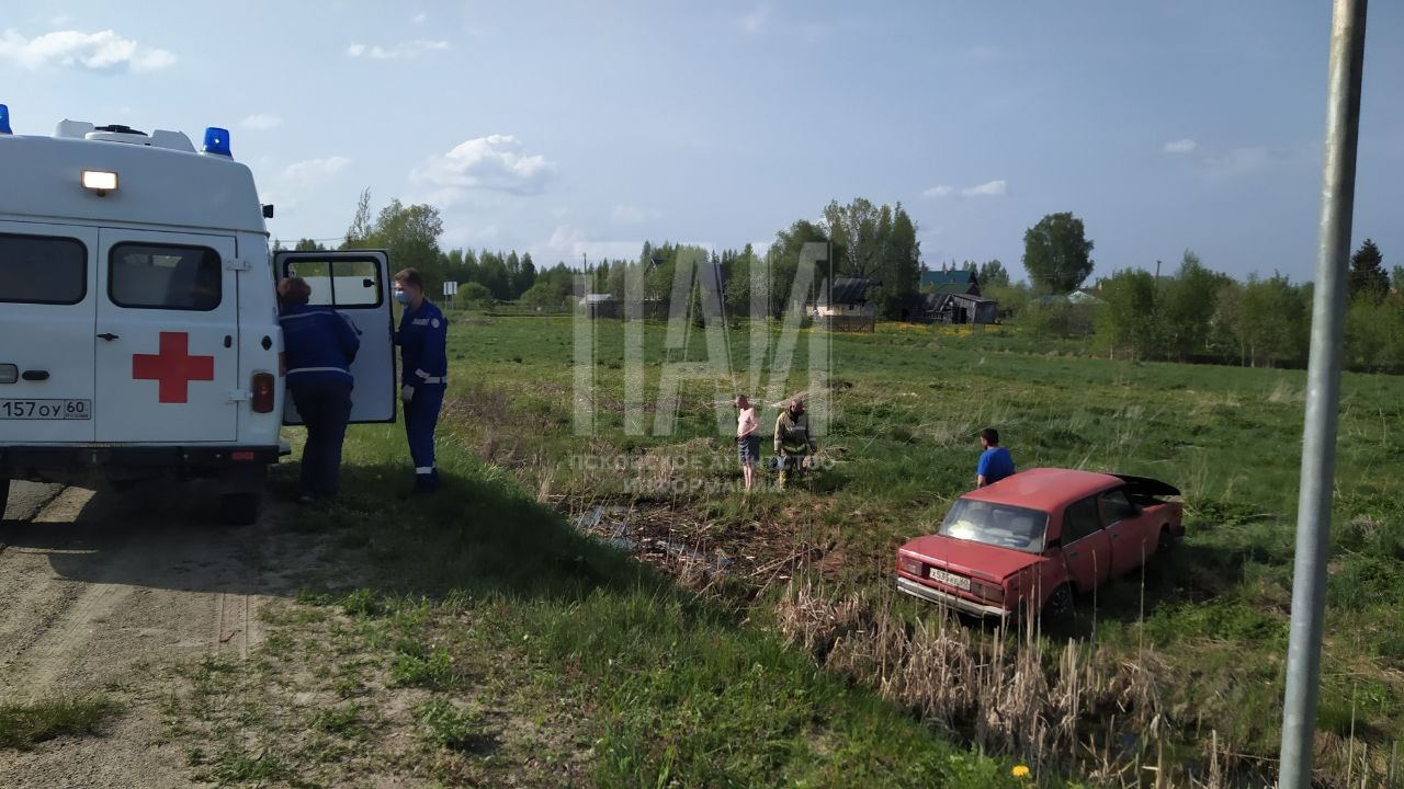 Мужчина пострадал в результате ДТП в Плюсском районе