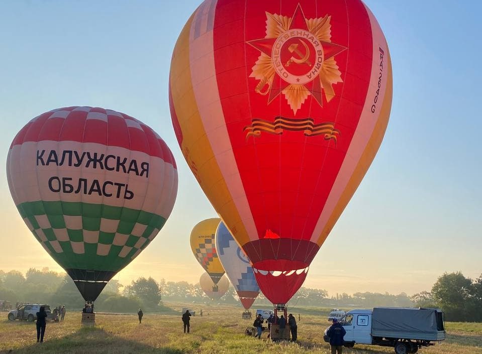 Фоторепортаж с тренировочного полёта 26-го чемпионата России по воздухоплаванию в Великих Луках