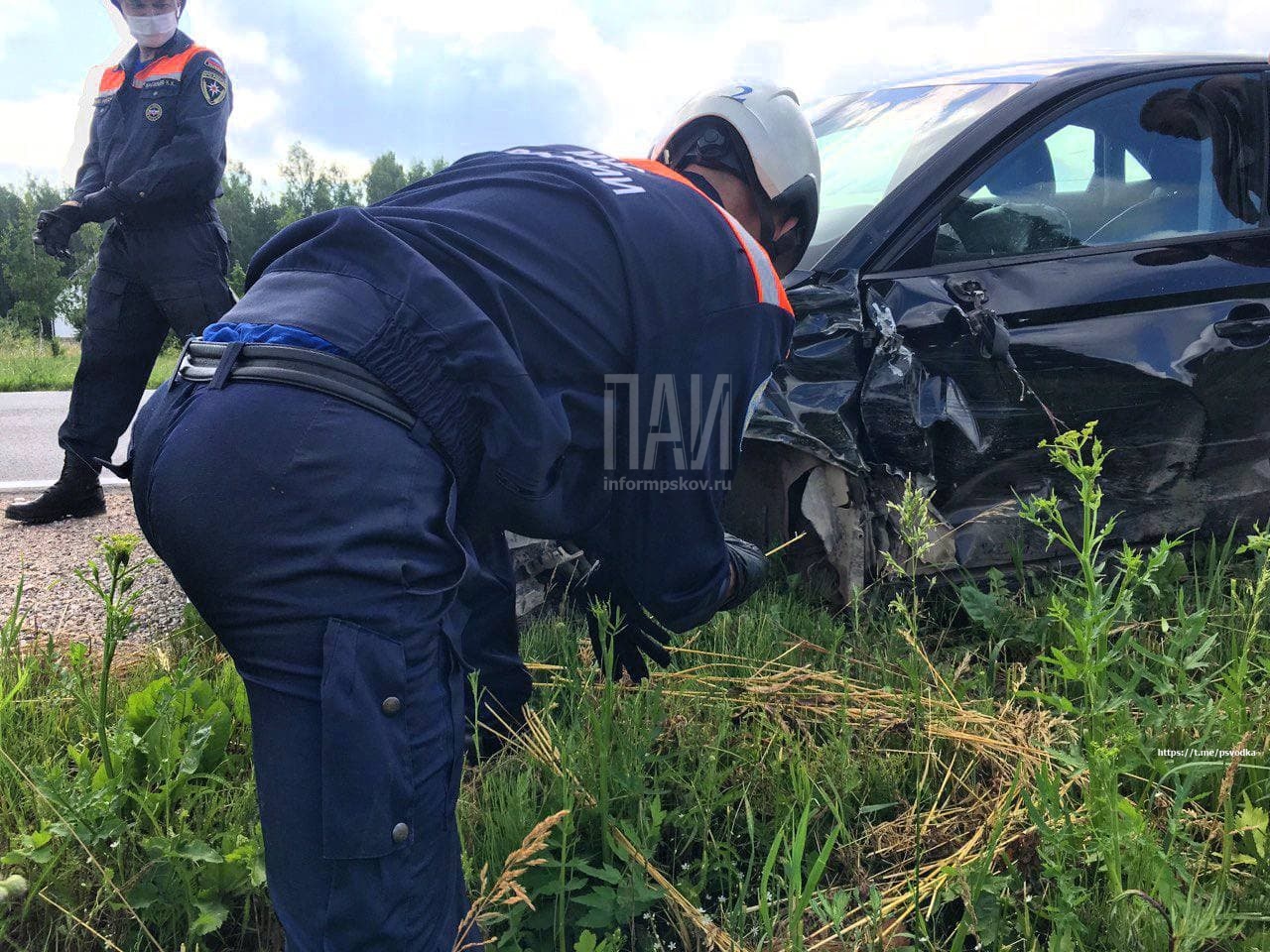 Водителя автомобиля ВАЗ госпитализировали после ДТП на трассе Псков — Палкино
