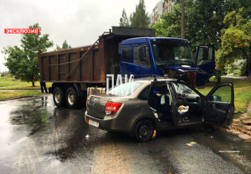 ДТП с погибшим в Пскове  