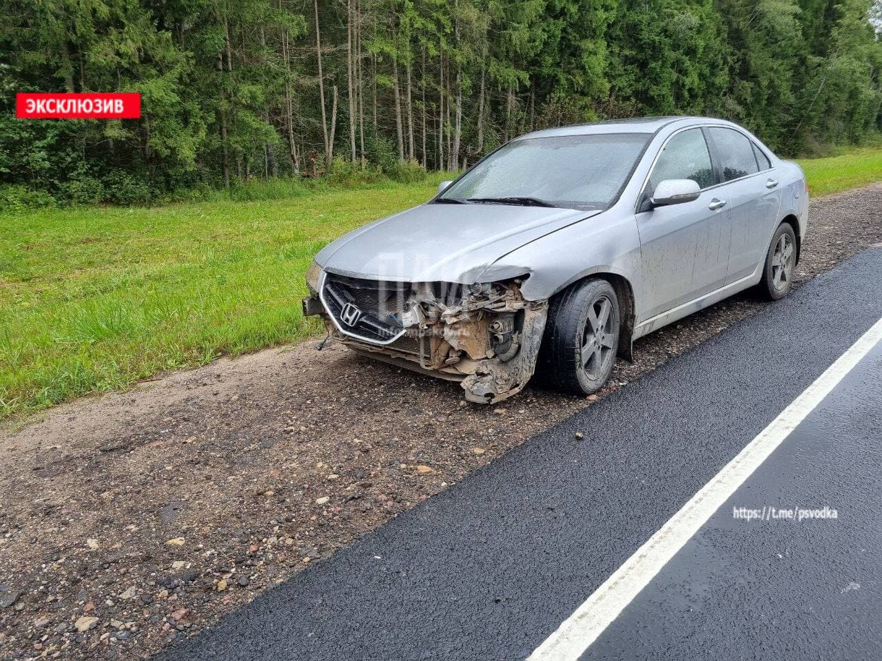 Две иномарки столкнулись в Невеле