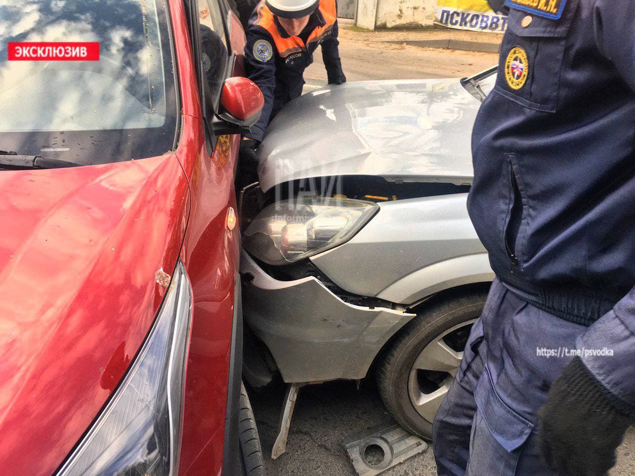 ДТП на Карбышева в Пскове