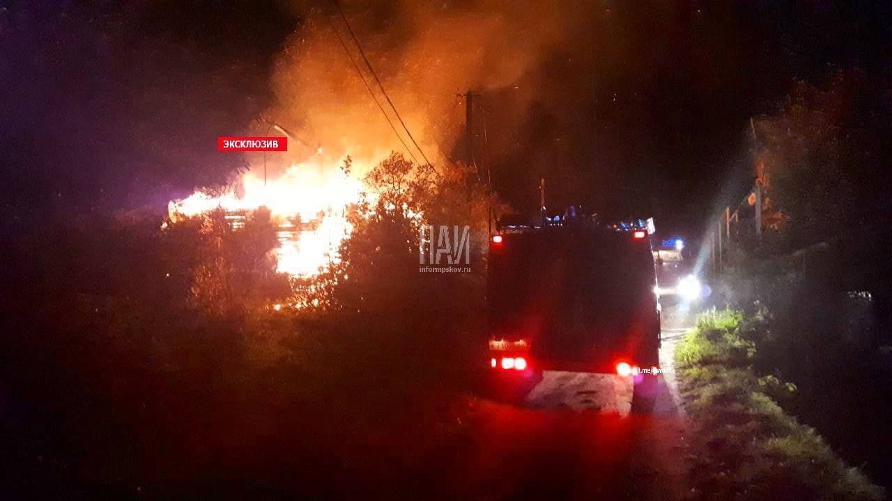 Пожар в жилом доме в Печорах