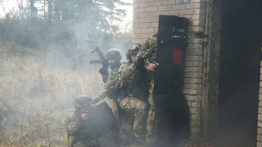 Полевой выход