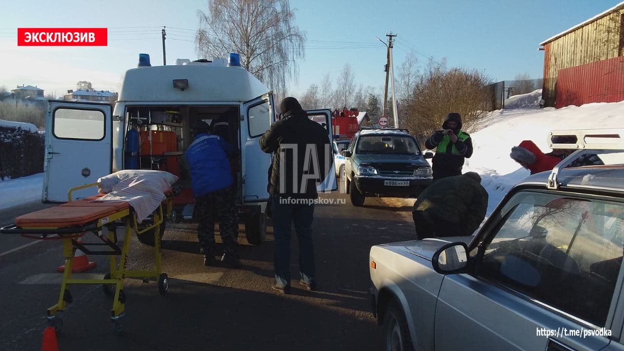 Женщина попала под колёса автомобиля в Себеже