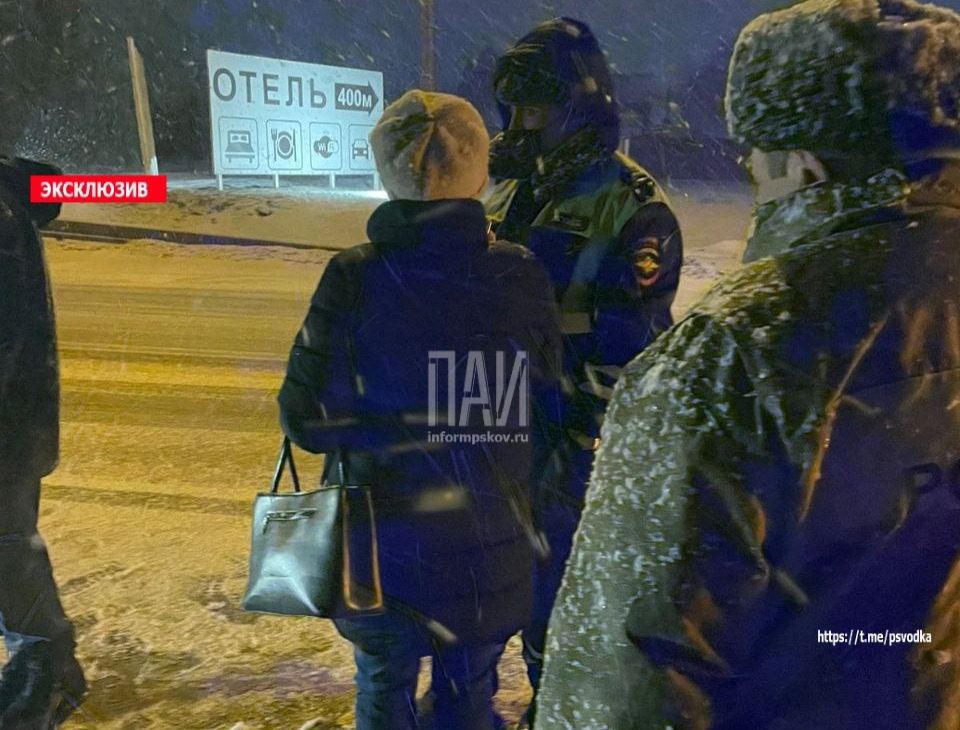 В Острове пьяный водитель врезался в отбойник