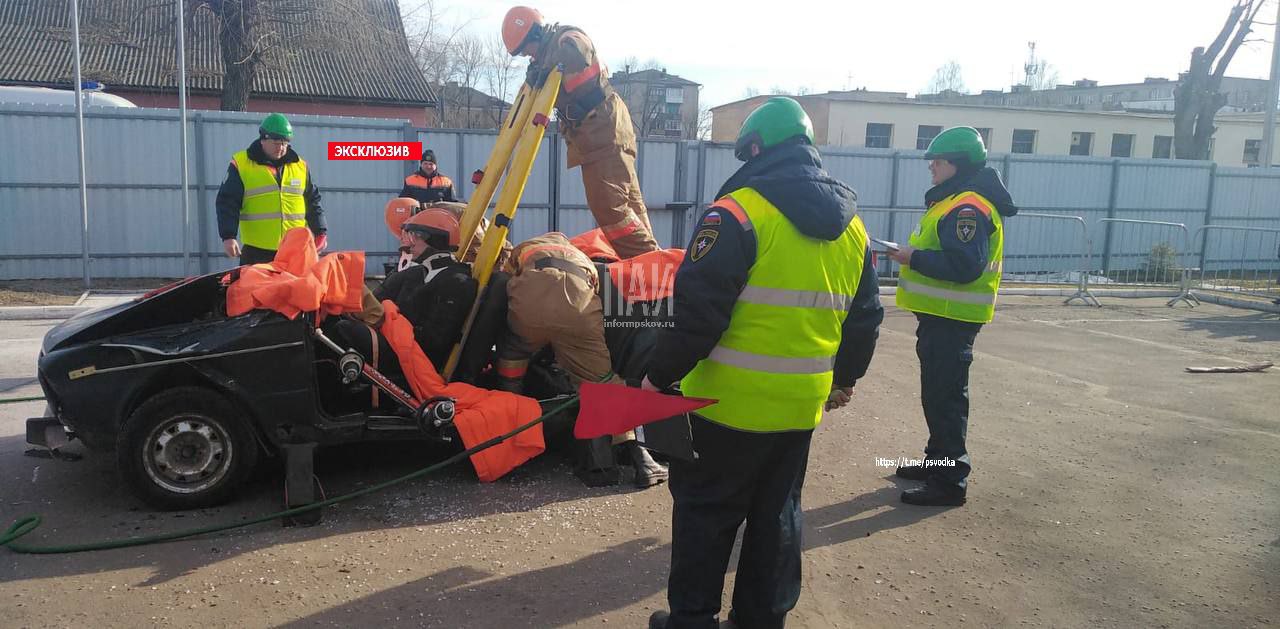 Cоревнования на звание лучшей команды аварийно-спасательной службы
