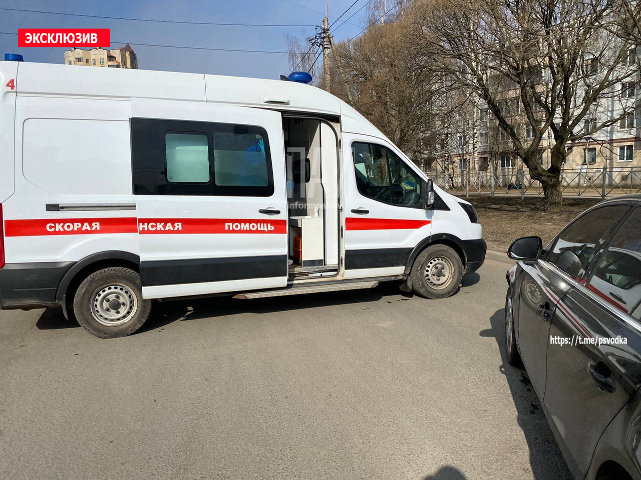 26-летняя псковичка попала в больницу после наезда автомобиля 