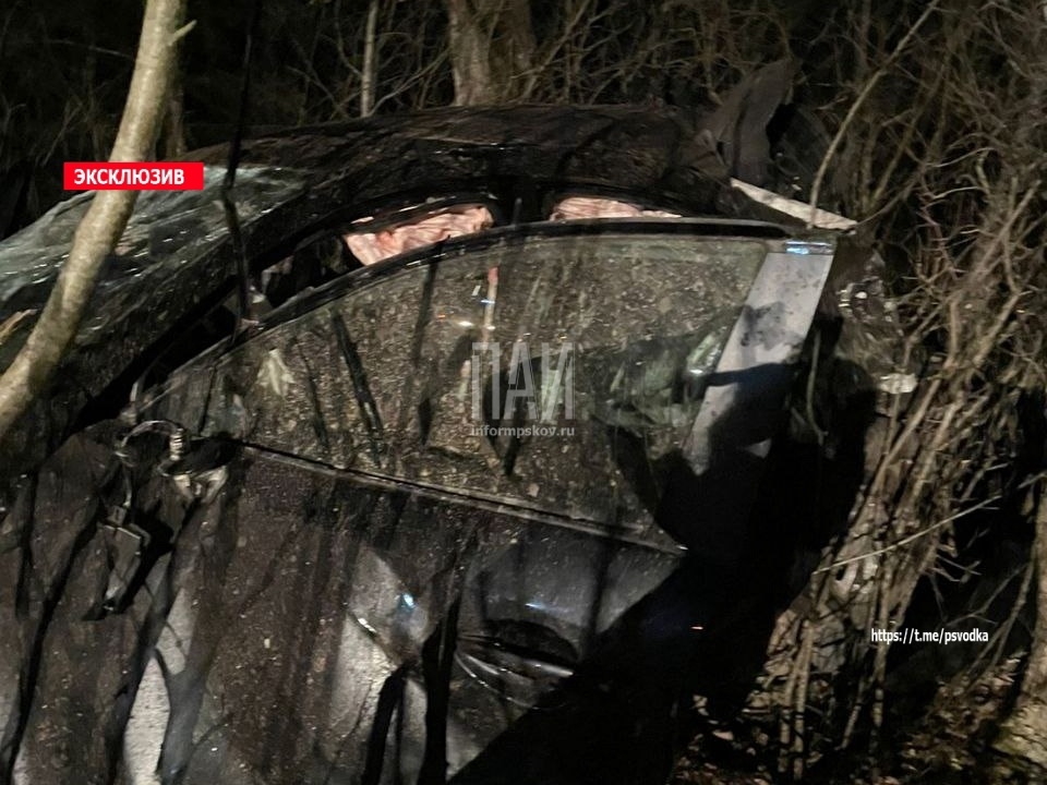 Водитель пострадал в ДТП на автотрассе Санкт-Петербург-Киев