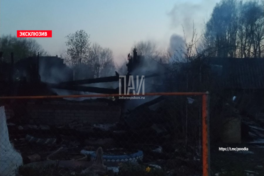 В деревне Верхний мост при пожаре погиб мужчина