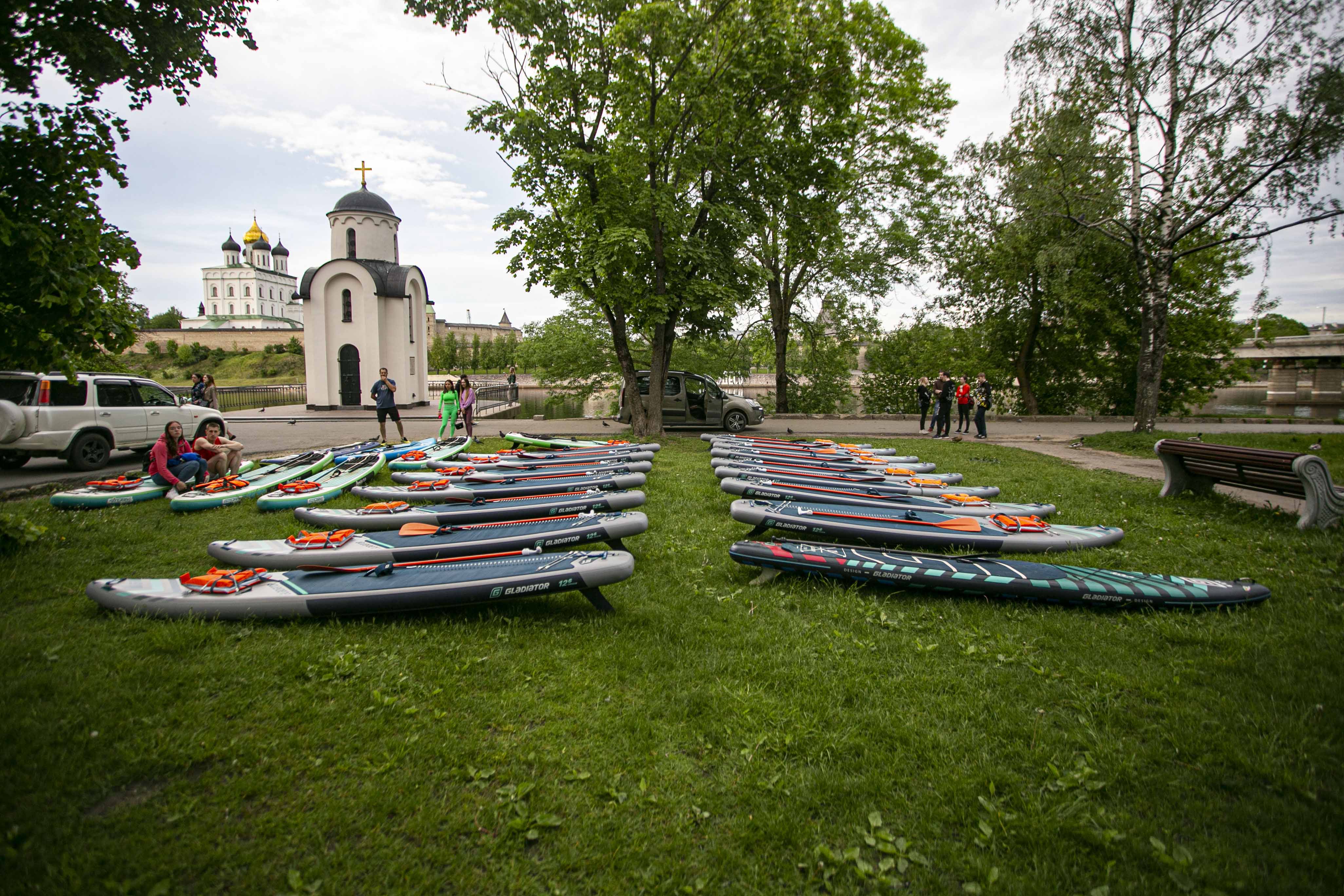 ФОТОРЕПОРТАЖ: Подготовка к псковскому фестивалю SUPфест