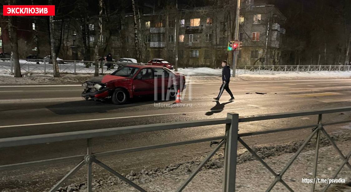Спасатели попали в ДТП, следуя на происшествие с пострадавшими 
