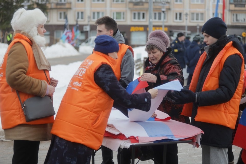 ФОТОРЕПОРТАЖ Концерт «За Победу! За Наших! За Правду!» в Пскове