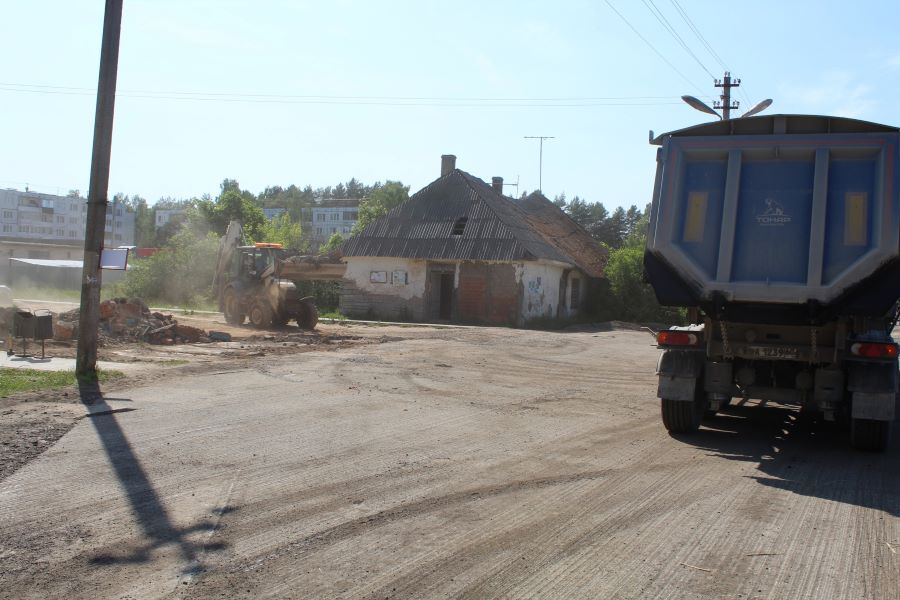 В Печорах снесли остановку
