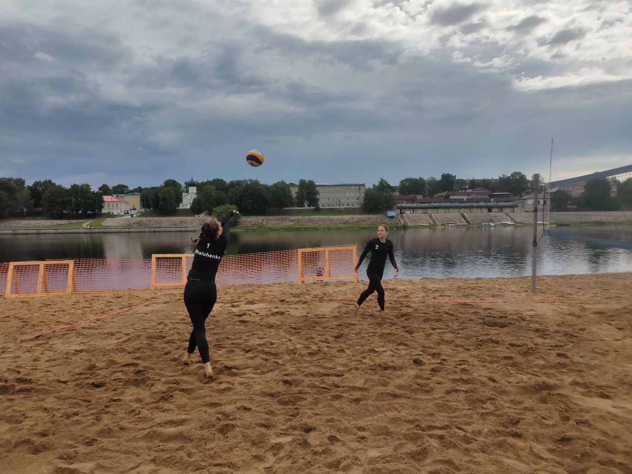 Открытый чемпионат по пляжному волейболу в Пскове