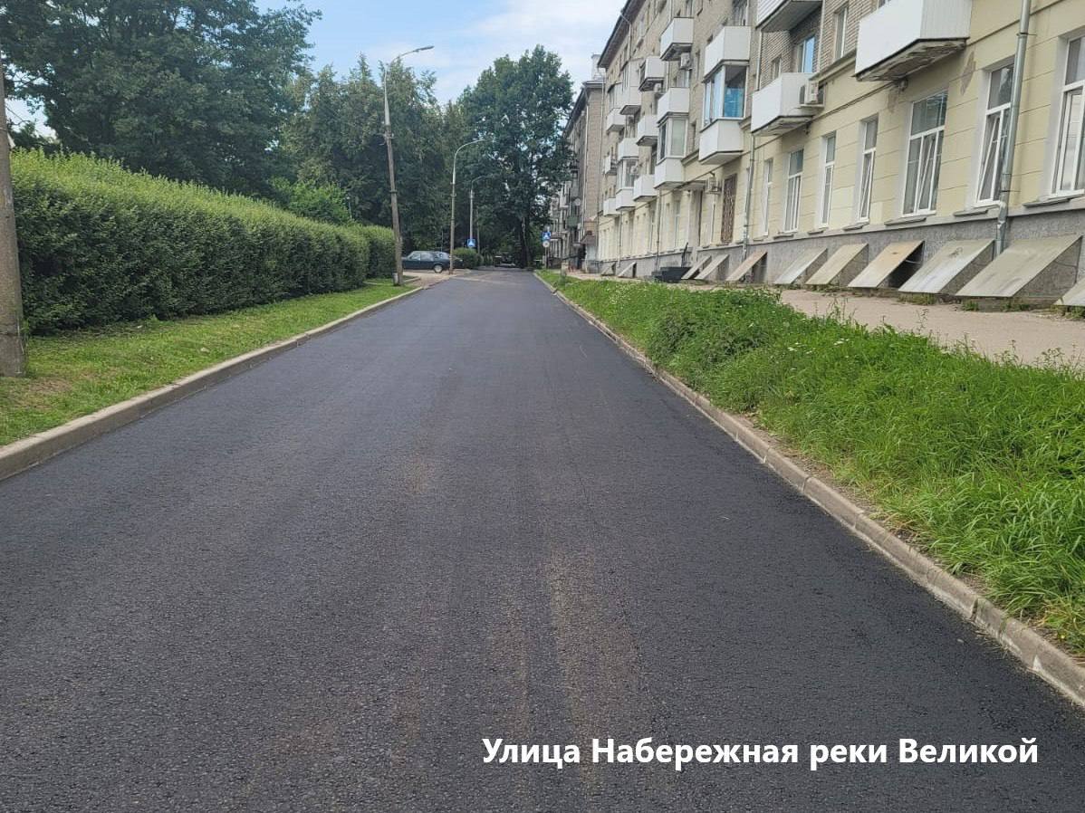 Более 40 тысяч квадратных метров дорожного полотна отремонтировали в Пскове
