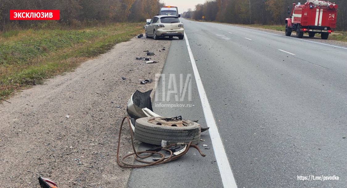 Автомобиль врезался в грузовик в Плюсском районе