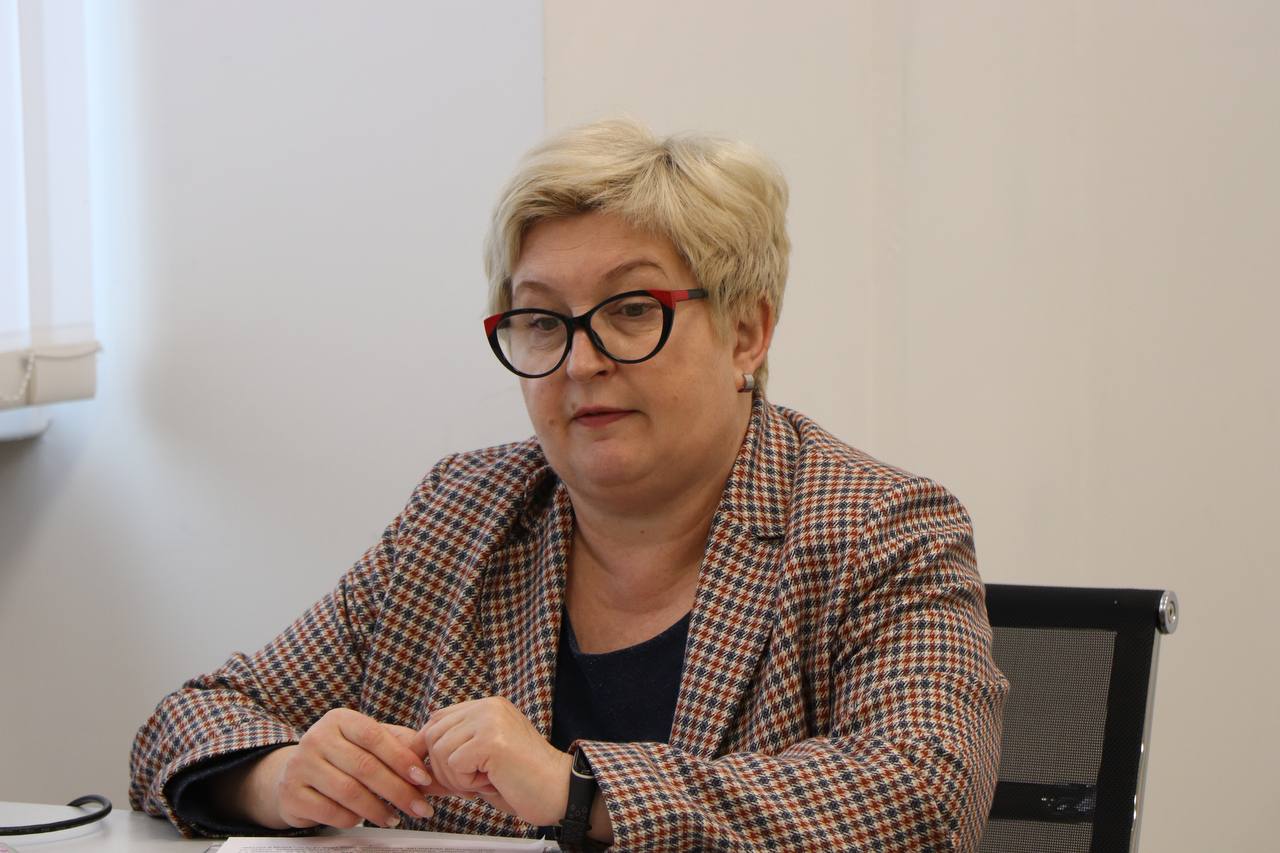 Студенты ПсковГУ познакомились с историей развития системы выборов в Псковской области