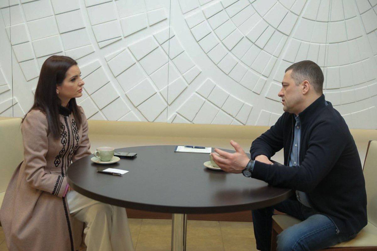 Михаил Ведерников встретился с главой АТО Гагаузия Евгенией Гуцул в Сочи