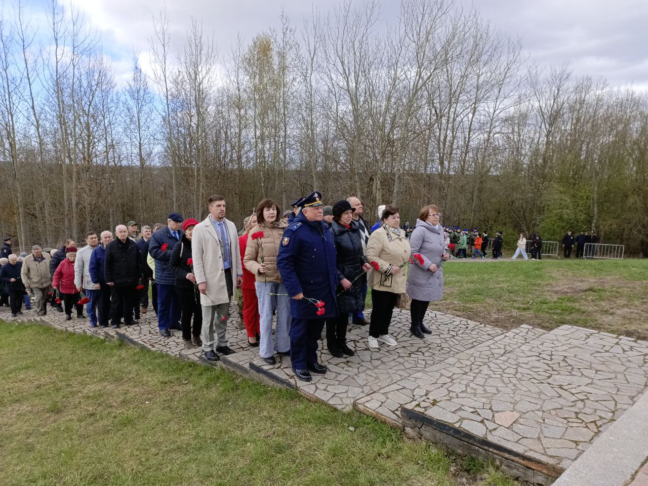 Митинг в честь годовщины победы в Ледовом побоище проходит на горе Соколиха