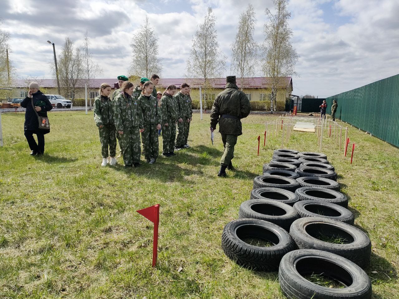 Военно-спортивная игра «Зарница 2.0» прошла в Пыталово