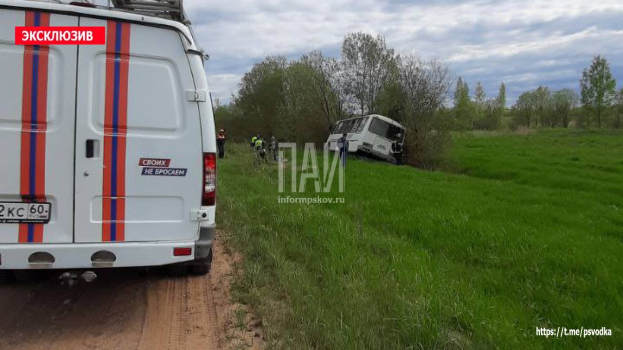 Три человека пострадали в результате ДТП в Великолукском районе