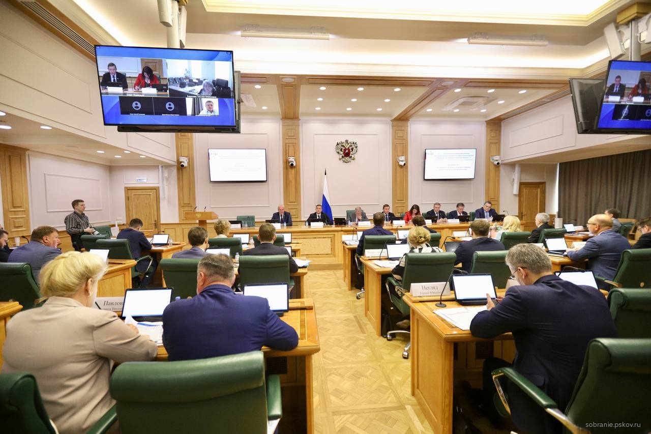 Заседание комитета Совета Федерации по бюджету и финансовым рынкам