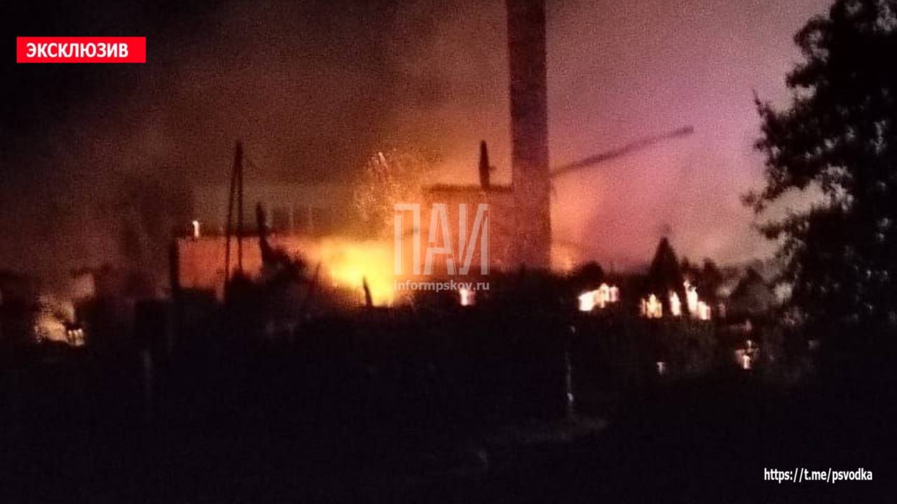 Жилой дом горел в Печорском районе 